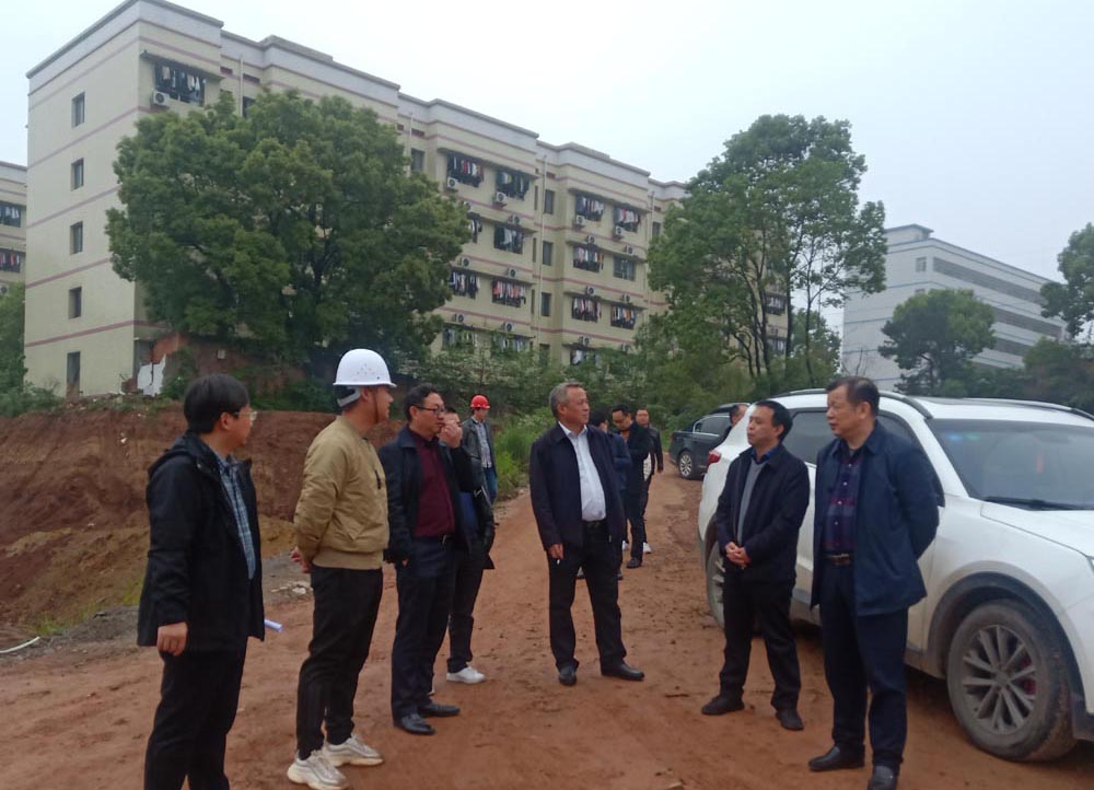 衡阳市龚学余副市长一行莅临我校检查指导工作 衡阳市龚学余副市长一行莅临我校检查指导工作