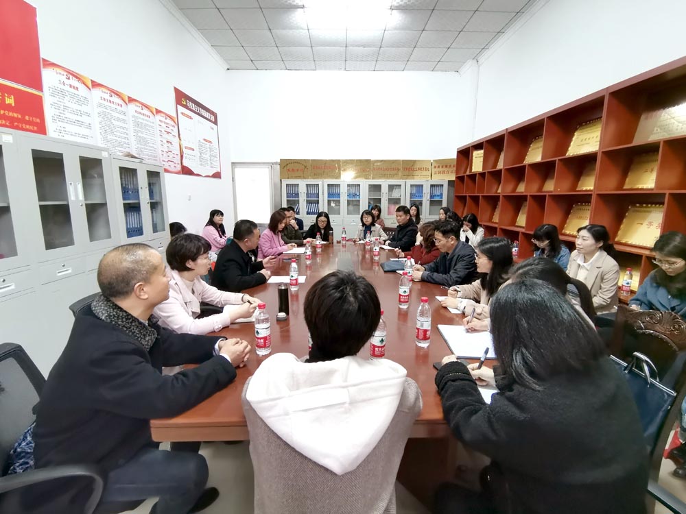 衡阳幼高专思政课部与湖南环境生物职院马克思主义学院开展“手拉手”集体备课活动