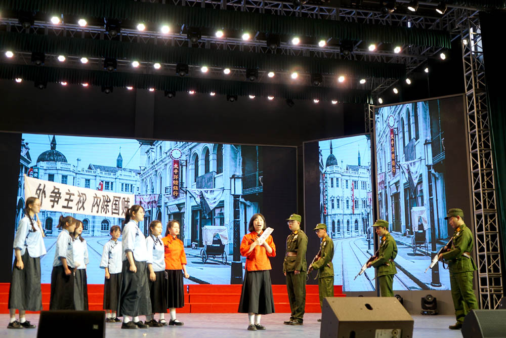 衡阳幼高专举行“五四”表彰大会暨“青春心向党 奋进新时代”文艺汇演 衡阳幼高专举行“五四”表彰大会暨“青春心向党 奋进新时代”文艺汇演