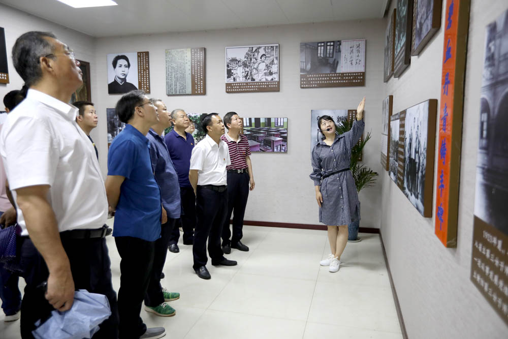 衡阳幼高专机关一、二、三支部开展“学史崇德 传承红色精神”党史宣讲活动 衡阳幼高专机关一、二、三支部开展“学史崇德 传承红色精神”党史宣讲活动