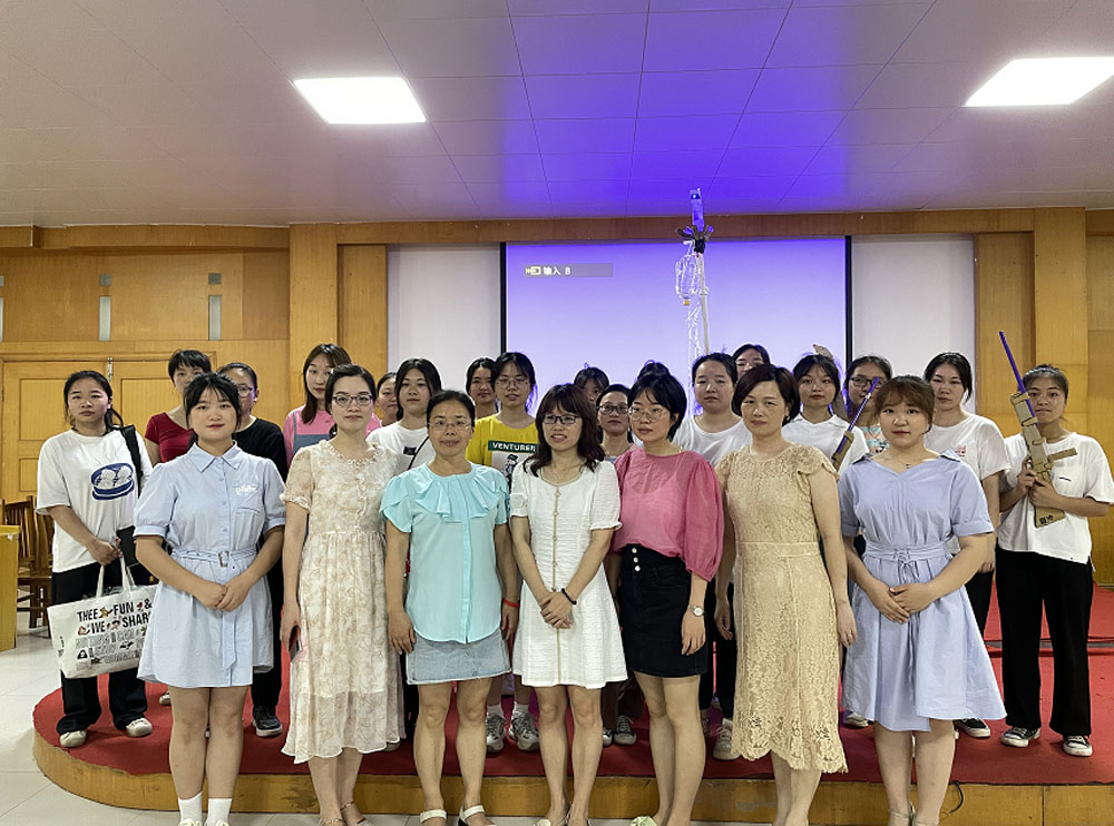 我校举办第一届课本剧表演比赛 我校举办第一届课本剧表演比赛