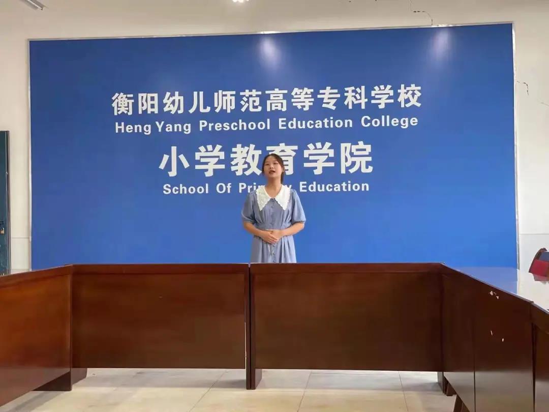 爱我国防,爱我中华! 爱我国防,爱我中华!