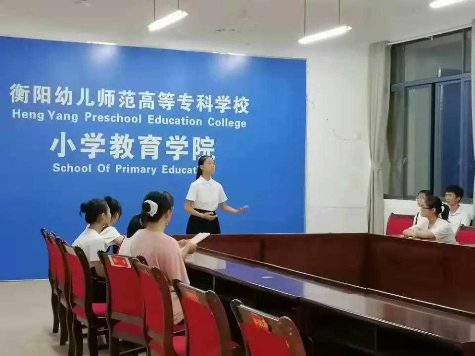 爱我国防,爱我中华! 爱我国防,爱我中华!