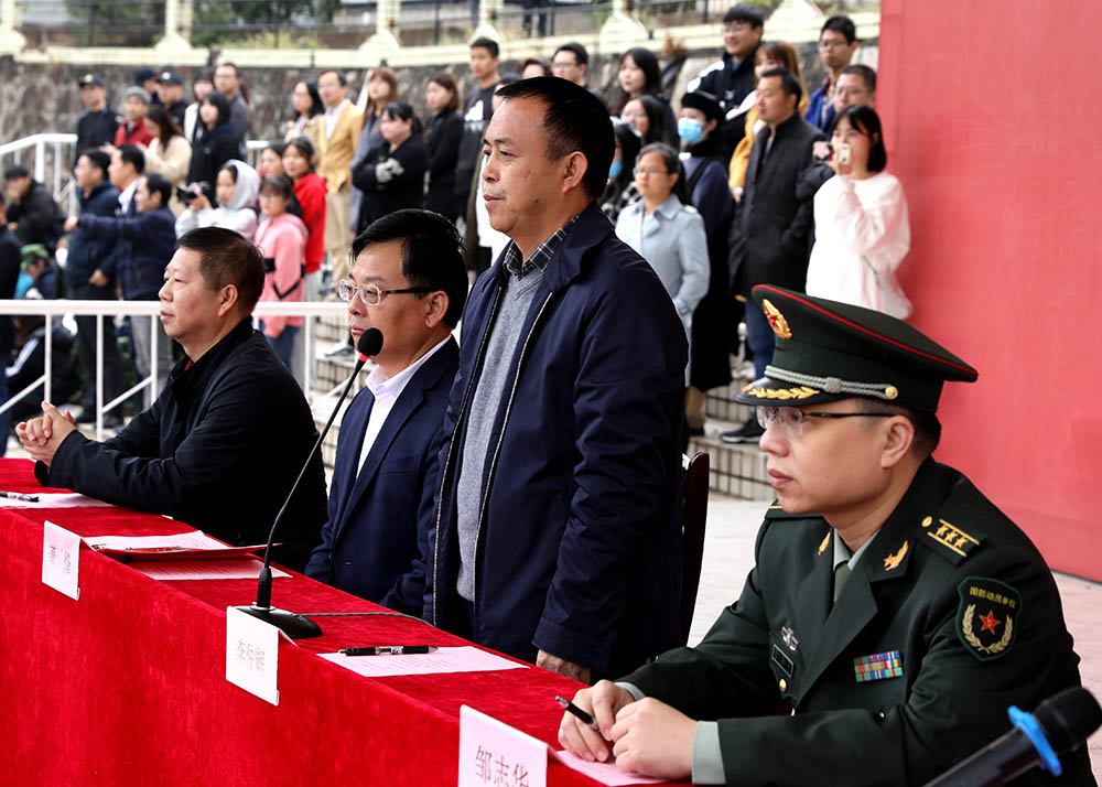 衡阳幼高专举行2021级新生军训汇报表演暨总结表彰大会 衡阳幼高专举行2021级新生军训汇报表演暨总结表彰大会