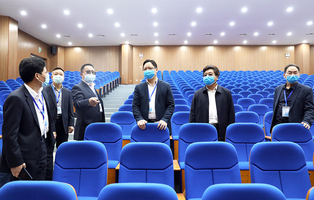 李来清、邓昌大到耒阳校区调研 李来清、邓昌大到耒阳校区调研