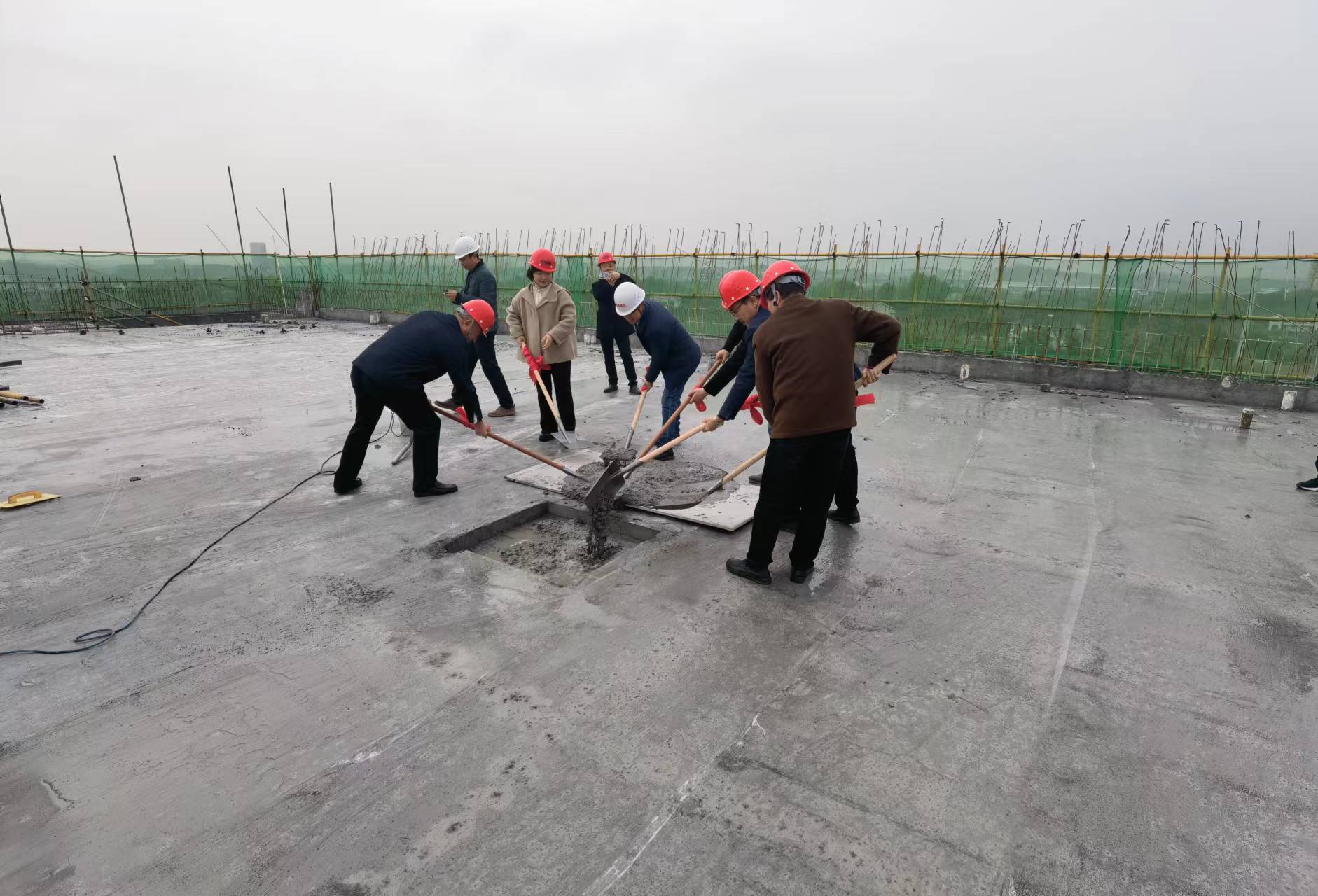 买球赛的app官网14#学生宿舍顺利封顶 买球赛的app官网14#学生宿舍顺利封顶